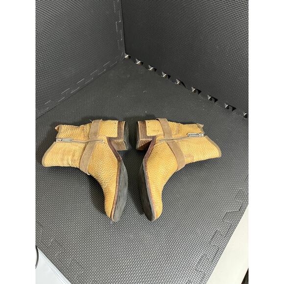 Donald J Pliner Women's Wade Snake Print Leather Riding Ankle‎ Boot Size 7M - Picture 4 of 9